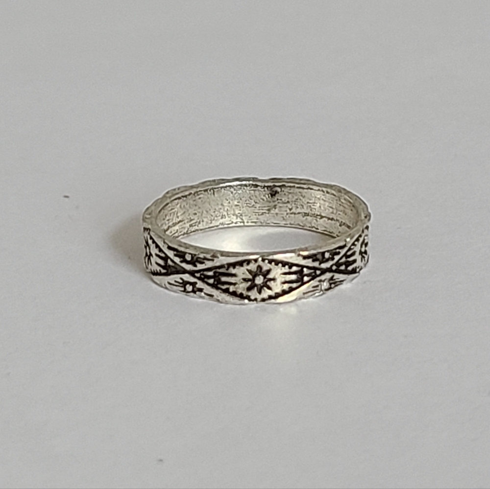 Vintage Native Tribal Ethnic Men Women's Celestial Carved Silver Tone Band Ring